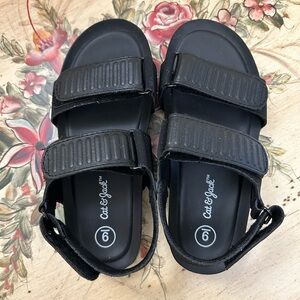 NWOT Cat & Jack Sandals